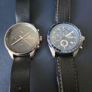 Pair Of Men Dial Watch Fossil And Tommy Hilfiger Black